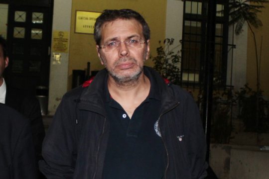 Πυροβολισμοί στα γραφεία της εφημερίδας «Μακελειό»