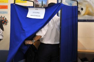 Σενάρια κατάτμησης για Β’ Αθηνών και Αττικής