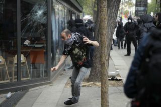 Συνδικάτα και φοιτητές κόντρα στις «συνταγές» Μακρόν