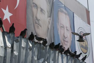 Με όπλο τη Λωζάννη ενάντια στον… Κεμάλ!