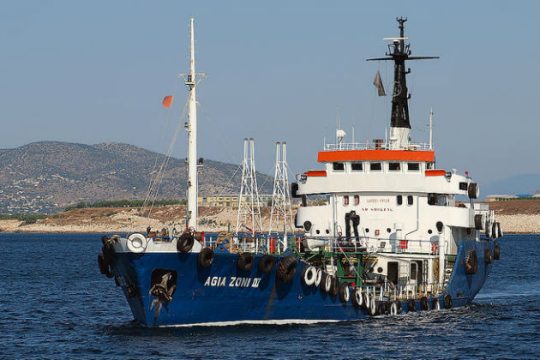 Σύλληψη για διαρροές στα δεξαμενόπλοια «Αγία Ζώνη»