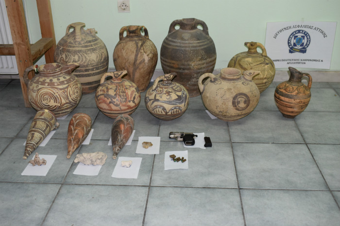 Νυχτοφύλακας αφαιρούσε αρχαία μνημεία από μουσείο στη Σαντορίνη