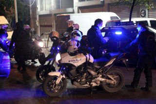 Απόδραση βαρυποινιτών στο λιμάνι Πειραιά