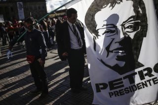 Ανεμος αλλαγής κόντρα σε θύελλα συντηρητισμού
