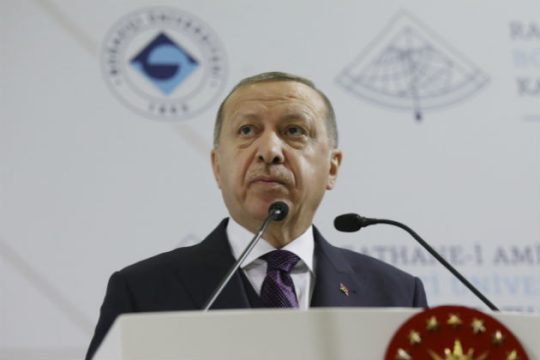 Τα «δώρα» του Ερντογάν πλήττουν την τουρκική οικονομία