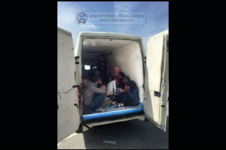 Τρία χρόνια στη φυλακή επειδή οδήγησε φορτηγό με πρόσφυγες προς τη σωτηρία