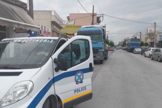 Κατέληξε η γυναίκα που παρασύρθηκε από νταλίκα