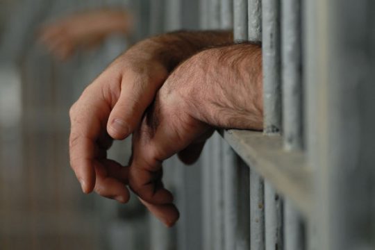Μύθοι και αλήθειες για τον «νόμο Παρασκευόπουλου»