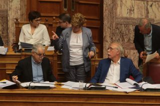 Πιο γρήγορα και πιο απλά η παροχή ασύλου