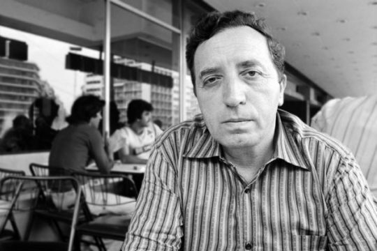 Αφώτιστες όψεις μιας πολύτροπης φωνής