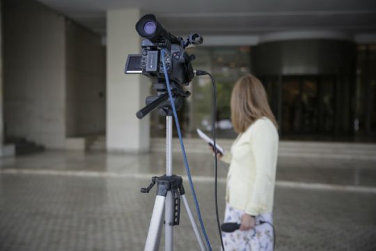 Κόψιμο συντάξεων το ’19 με αντίμετρα, από το ’20 το αφορολόγητο