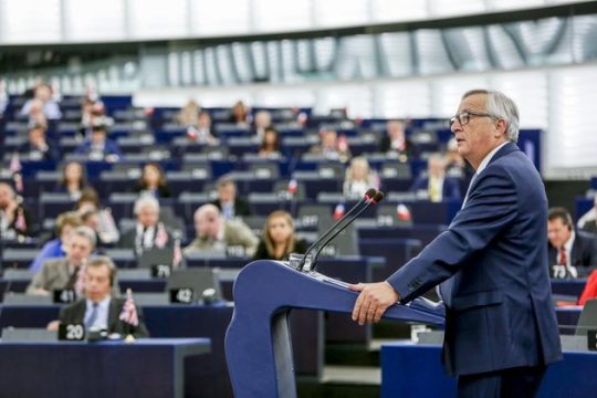 «Σκέψεις» για ευρύτερη έγκριση συμφωνίας Αθήνας – Σκοπίων