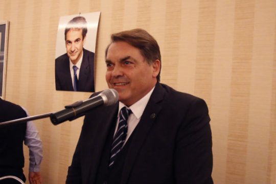 «Χάδι» Μητσοτάκη για το «προδότης» του Καμπόσου