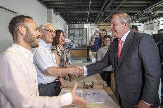 Ο Καραμανλής έκλεψε την παράσταση