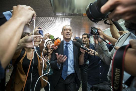 Κυβέρνηση τεχνοκρατών στην Ιταλία και νέες εκλογές