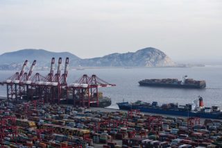 Επί ξυρού ακμής οι εμπορικές σχέσεις της Ε.Ε. με τις ΗΠΑ