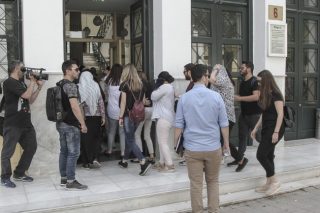 Σε φαρμακεία του ΕΟΠΥΥ και σε γιατρούς συνεχίζεται η έρευνα