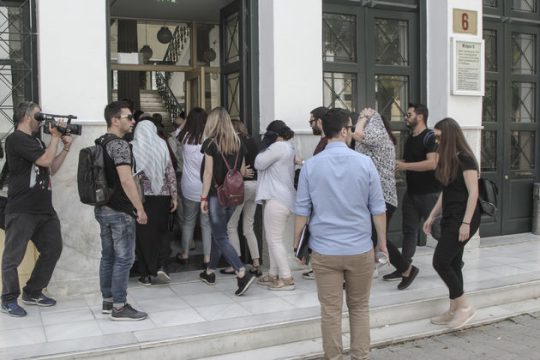 Σε φαρμακεία του ΕΟΠΥΥ και σε γιατρούς συνεχίζεται η έρευνα