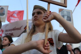 9η Μαΐου, μια μέρα που θα ’ναι πάντα κόκκινη…