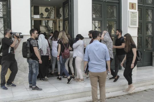 Στους 22 οι συλληφθέντες για το κύκλωμα με τα φάρμακα