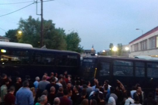 Ένταση στις συγκεντρώσεις της Μυτιλήνης