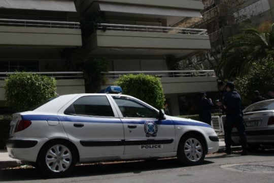 Χτύπησε και λήστεψε 94χρονη με κινητικά προβλήματα