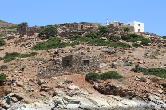 Οδοιπορικό σε Μακρόνησο και Λαύριο