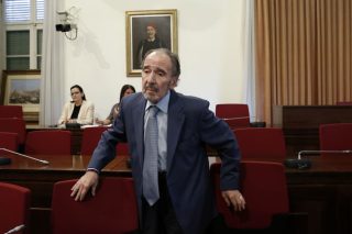 No Μαρτίνης; No party