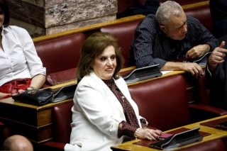 Επεισόδιο με τη βουλευτή Θεοδώρα Μεγαλοοικονόμου στο καφενείο της Βουλής