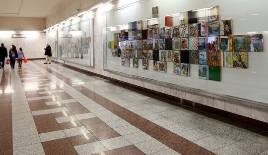 «Σταθμός Ειρήνη»: το μνημειακό έργο του Γιάννη Ψυχοπαίδη στο μετρό Συντάγματος