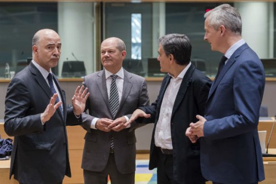 Θα μας πάρουν με το καλό ή θα μας πάρουν νέα… μέτρα