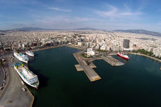 Γυναίκα απ’ τη θάλασσα περισυνέλεξε το «Άγιος Νεκτάριος»