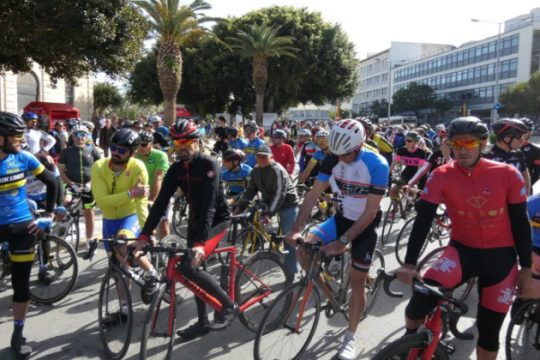 Χανιά: Βουβή ποδηλατοπορεία για τα θύματα τροχαίων