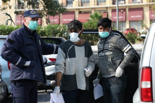 Ηράκλειο: Καταγγέλλουν περίεργες ανακρίσεις στους 53 πρόσφυγες