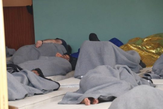 Αναχώρησαν για Πειραιά οι 24 από τους 53 μετανάστες