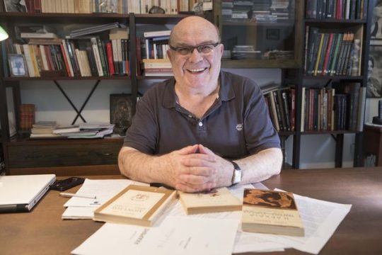 «Είναι αμόρφωτοι όσοι ξεχνάνε την καταγωγή τους»