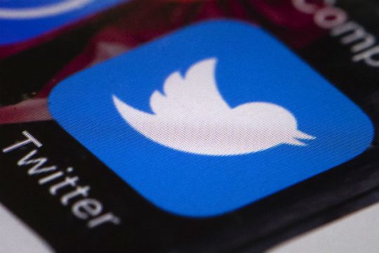 Το Twitter μας συμβουλεύει να αλλάξουμε κωδικούς πρόσβασης