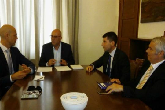 Με εκπροσώπους της Fraport συναντήθηκε ο δήμαρχος Χανίων