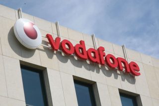 Τους κάνουν… προώθηση σε εργολαβική εταιρεία