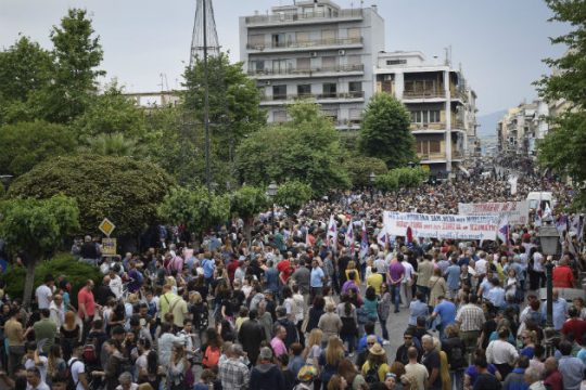 Στο σκαμνί γιατί ζήτησαν να μιλήσουν