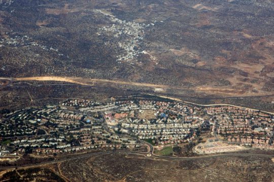 Σχέδια για 2.500 οικισμούς εποίκων στη Δυτική Όχθη
