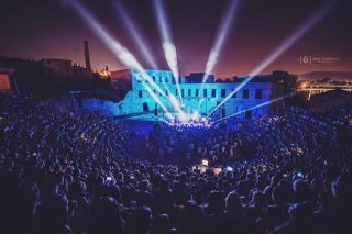 Από τους Τιτάνες στα τσιμέντα «Τιτάν»