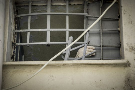 Απόδραση μέσα από το αστυνομικό τμήμα