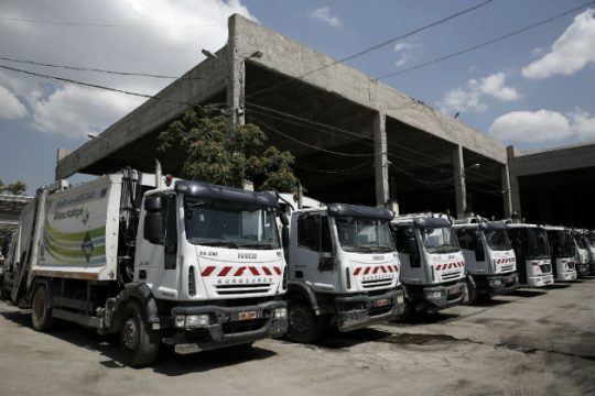 Ζητούν να μην ισχύσει η αύξηση των εισφορών για τα απορρίμματα