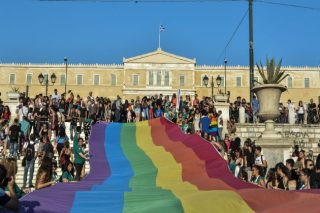 «Οφείλουμε να αμφισβητήσουμε τις νόρμες»