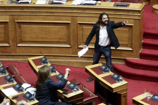 Σόου πατριδοκαπηλίας και αβάντα στους νεοναζί