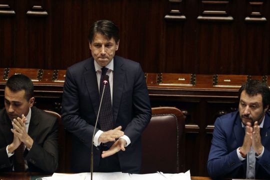 Ρήξη για το «φακέλωμα» των Ρομά