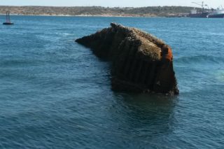 Στην επιφάνεια της θάλασσας ύστερα από 32 χρόνια