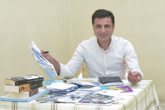 Μιλά από τη φυλακή ο υποψήφιος-αντιμέτωπος με 142 χρόνια κάθειρξης