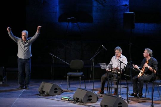 Με σλαβόφωνα τραγούδια της Βόρειας Ελλάδας